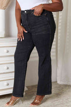 Load image into Gallery viewer, Judy Blue Tummy Control Washed Black Straight
