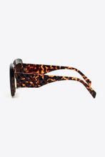 Load image into Gallery viewer, Square Polycarbonate UV400 Sunglasses
