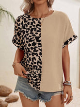 Load image into Gallery viewer, Leopard Contrast Round Neck Short Sleeve Top
