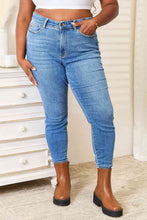 Load image into Gallery viewer, Judy Blue Full Size High Waist Skinny Jeans
