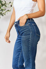 Load image into Gallery viewer, BAYEAS Cropped Straight Jeans
